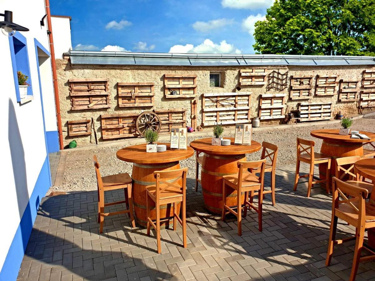 Penzion Jako Vino Bulhary Exterior photo